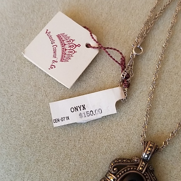 Necklace - Picture 2 of 3